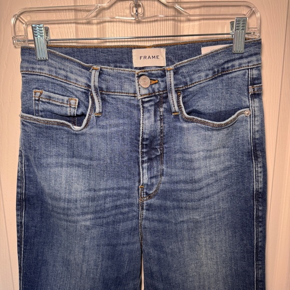 FRAME Le Sylvie Crop in Crosslane Wash - Picture 4 of 16